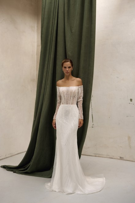 https://www.sposa-lia.com/images/stories/virtuemart/product/per-in white-034-natalli-04.jpg